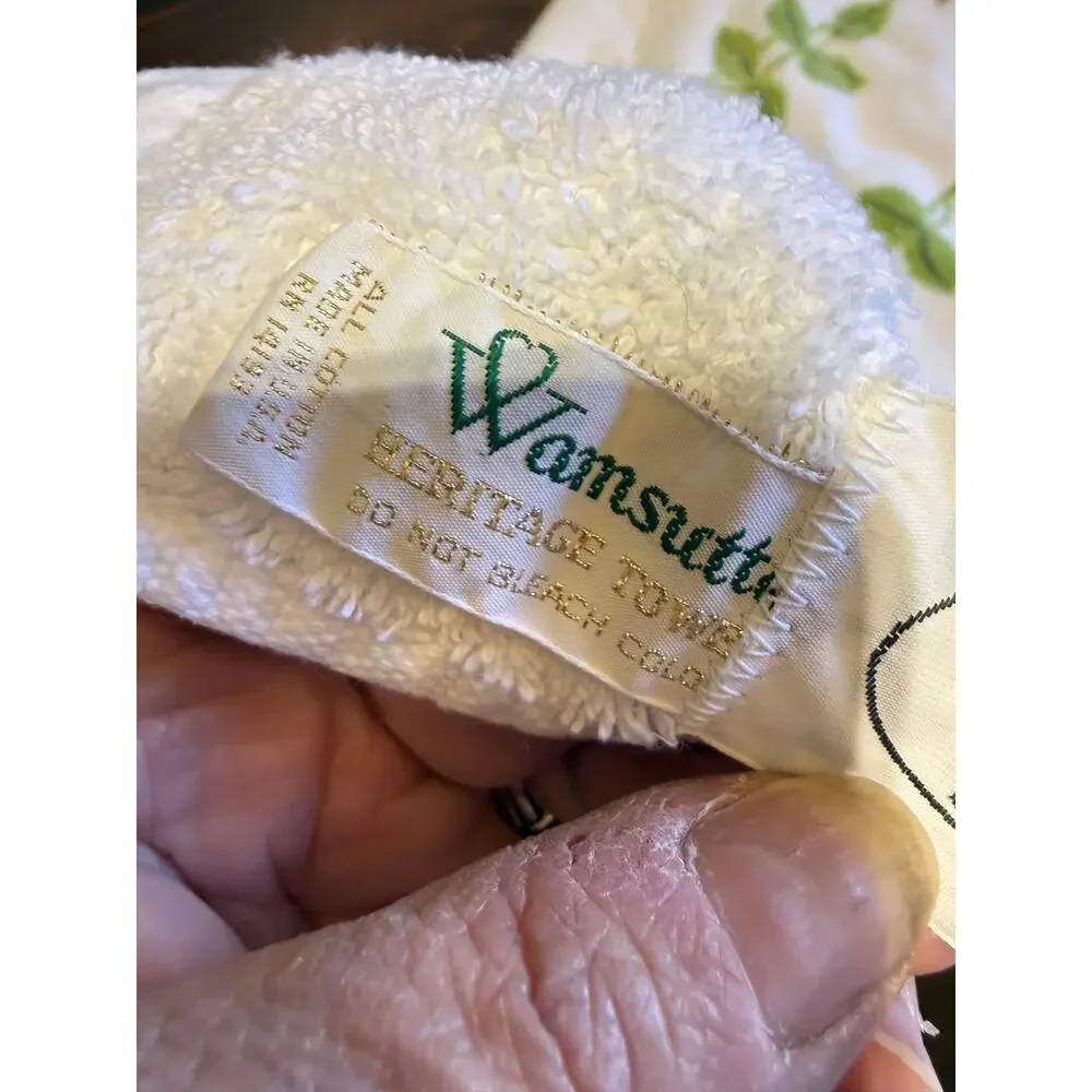 Christian Dior Wamsutta Heritage Two Bath Towels & Two Hand Towels